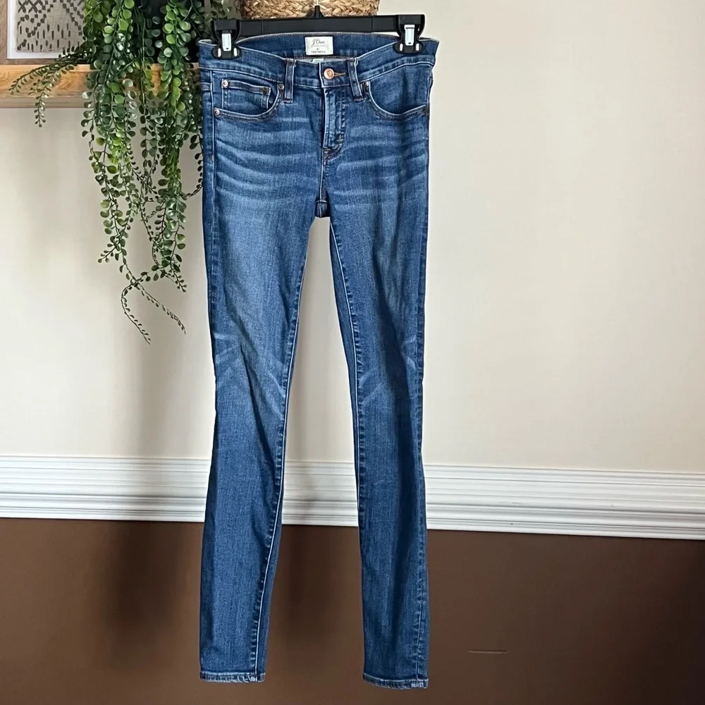 J Crew 8” Toothpick Jeans Sz 26 Tall - Picture 2 of 4